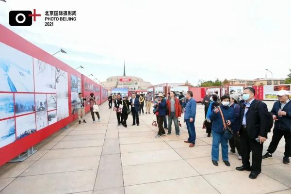 我与摄影周的故事 | 对话“影像·北京论坛”承办负责人 杨书娟